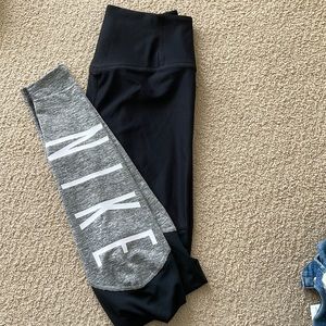 Nike leggings